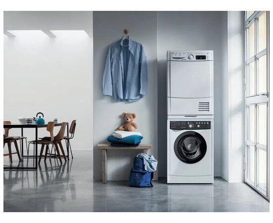  Стиральная машина Indesit EWSB 5085 BK 
