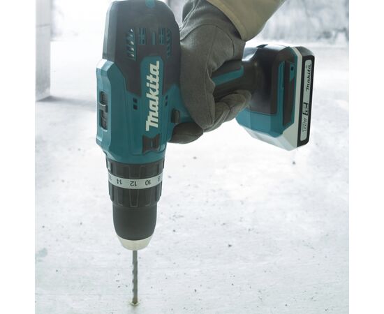  Дрель-шуруповерт Makita HP488D002 18Вт аккум. патрон быстрозажимной (кейс в комплекте) 