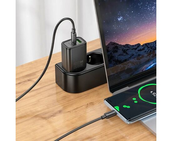  Адаптер Сетевой Hoco N61 Gentle PD20W+QC3.0 USB/Type-C  (black) (238648) 