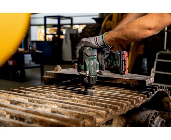  Гайковерт Metabo SSW 18 LTX 1450 BL (602401840) 